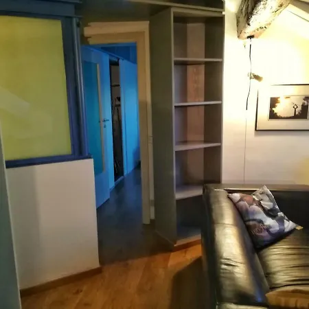 Apartment Savoia Downtown Attic Turin